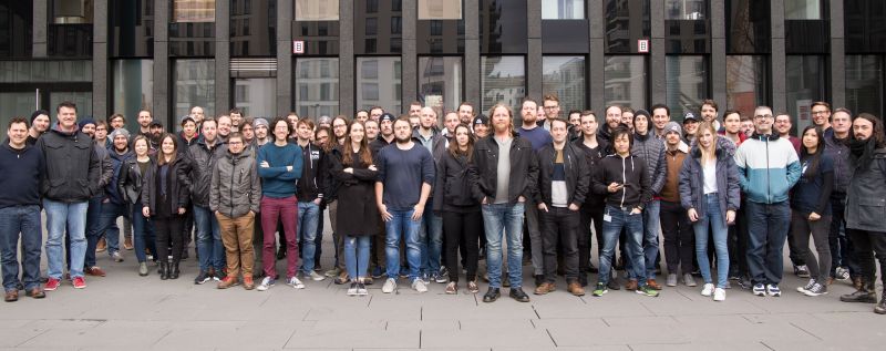文件:CIG Frankfurt team photo - 2018-11.jpg